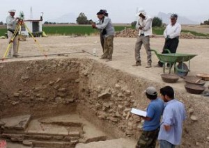 NEW FIND — Archaeologists work on the newly found building near Persepolis.