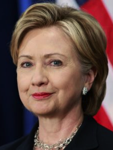 Clinton, Sanders spar again on Iran relations