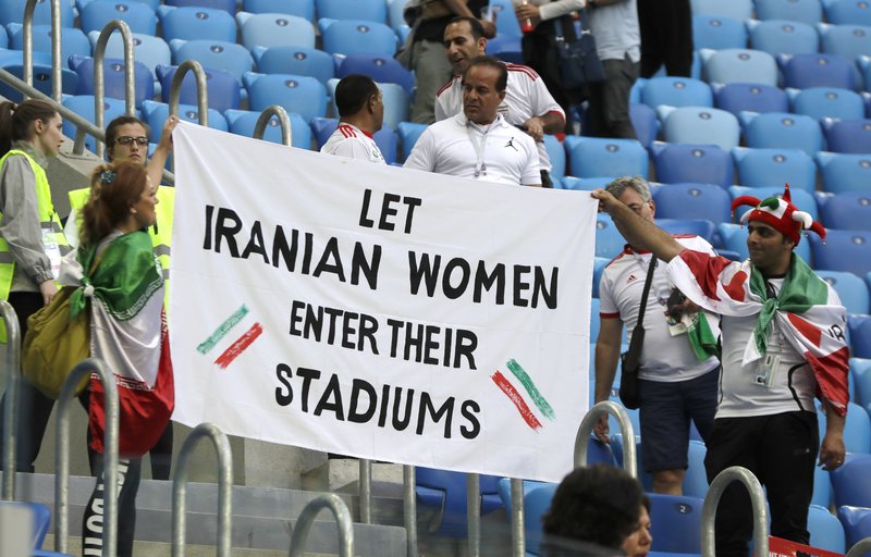 Iranians allowed to post banners on sex seg
