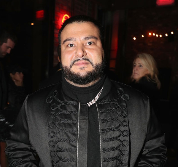 Iranian-Canadian produced half-time spectacular