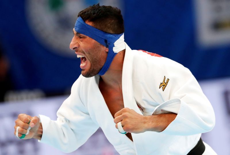 Mongolian shows judo in Israel