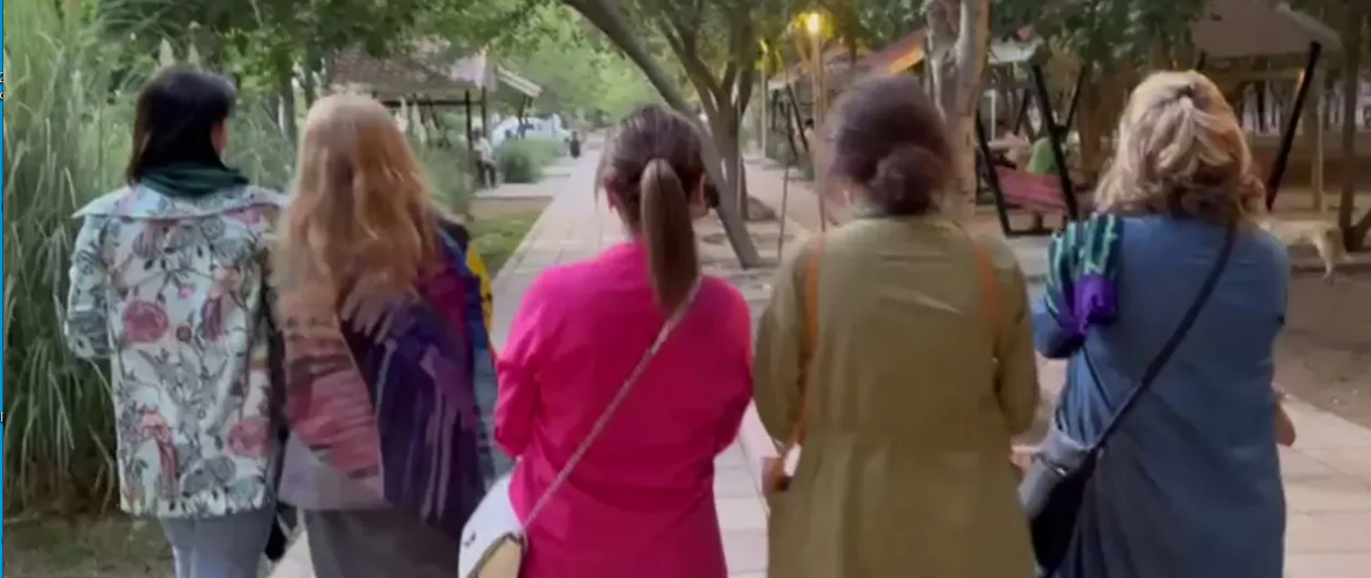 Raisi orders hejab crackdown, accuses US of promoting hair visibility in Iran