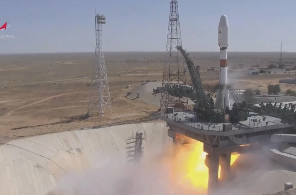 UP, UP AND AWAY — A Russian rocket carries a Russian satellite into orbit for Iran from Russia’s space center in the deserts of Kazakhstan.