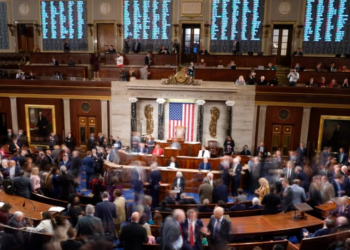 Iran says US Congress votes to back Mojahedin