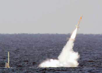 US says it has deployed sub off Iran