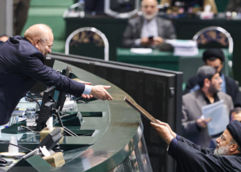 Majlis Rejects Budgetin Rebuke to Raisi