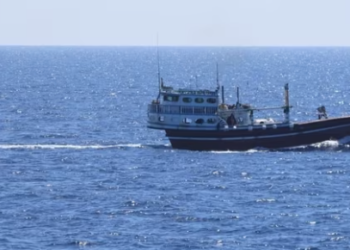 Indian Navy Rescues Iran Fishermen from Somalis